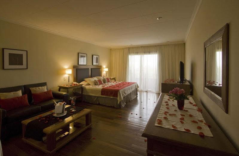 Terrazas Del Sol Apart-Hotel Lambare Exteriér fotografie